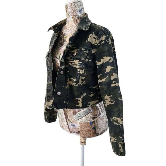 Tinseltown Love Fire Camo Cropped Jacket - Picture 5 of 10